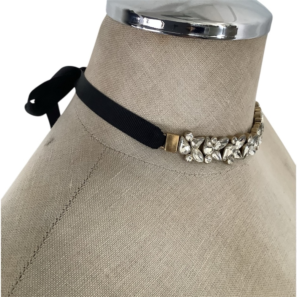 BaubleBar Silver Crystal Ribbon Statement Necklace - Picture 3 of 5